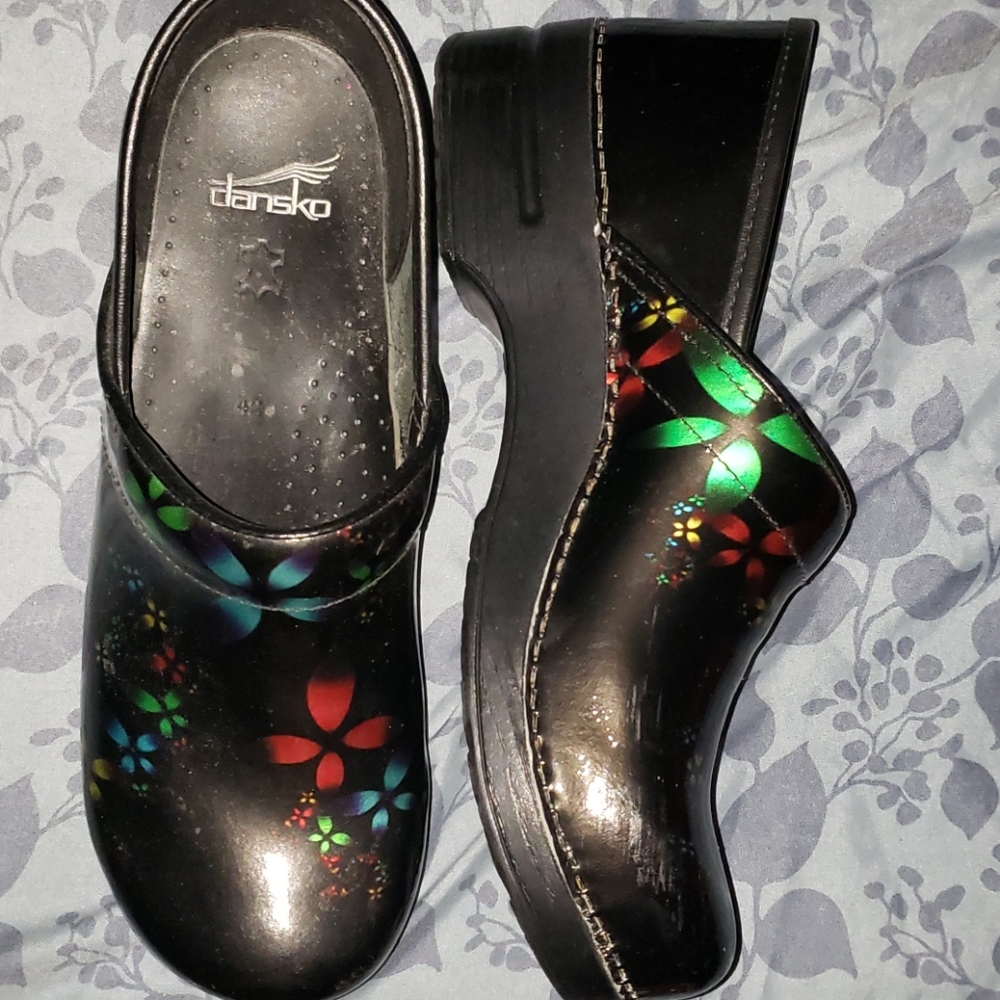 Dansko black floral clogs 42/11.5 - Picture 2 of 3